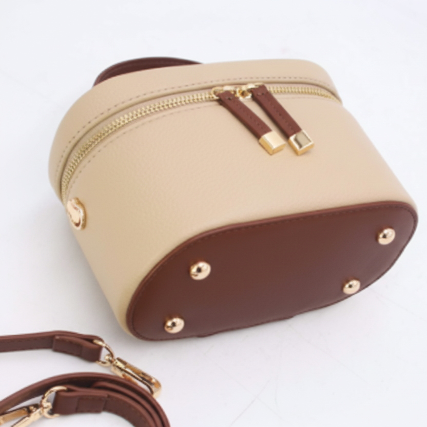 Joli sac à bandoulière réglable présente une fermeture zippée - Apricot/ Coffee