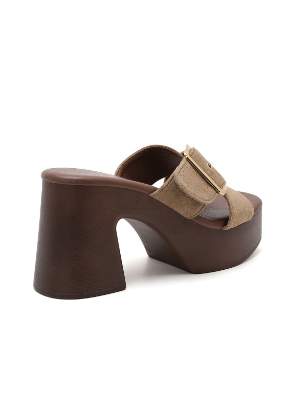Sandale à demi talon et bride croisée - Camel - taille 39 - vue 10
