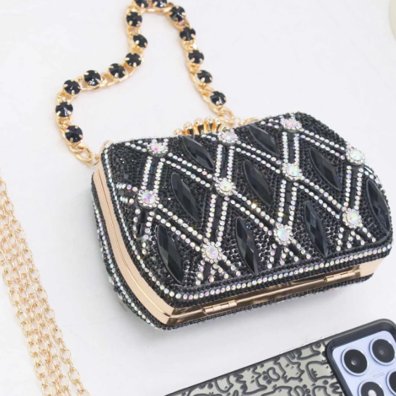 sac est un accessoire élégant - Multi