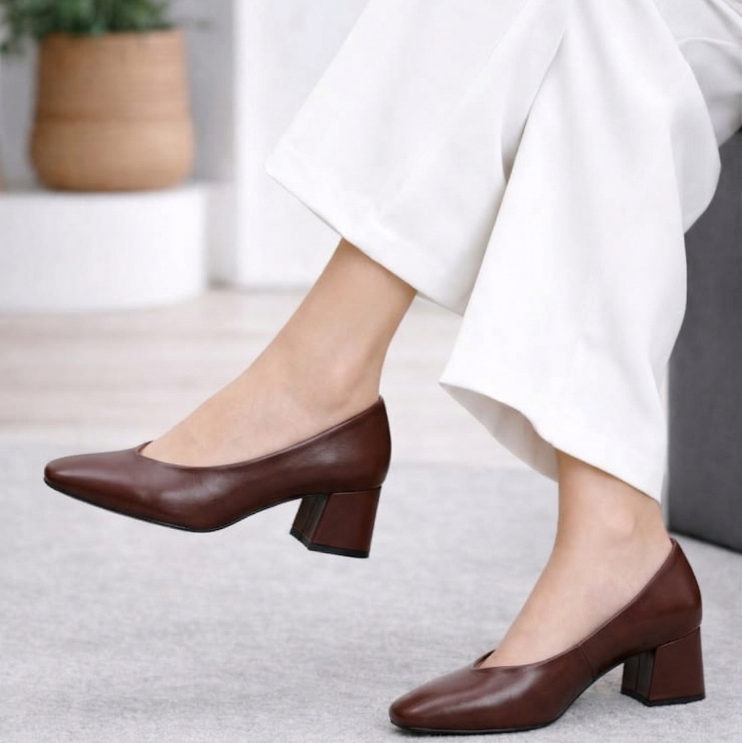 Escarpins à Talon Carré en Cuir - Noir - taille 36 - vue 1