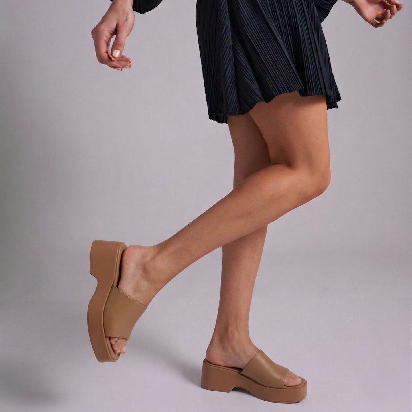 Sandales compensées femme à Plateforme à Bride Large - Camel - taille 38 - vue 3