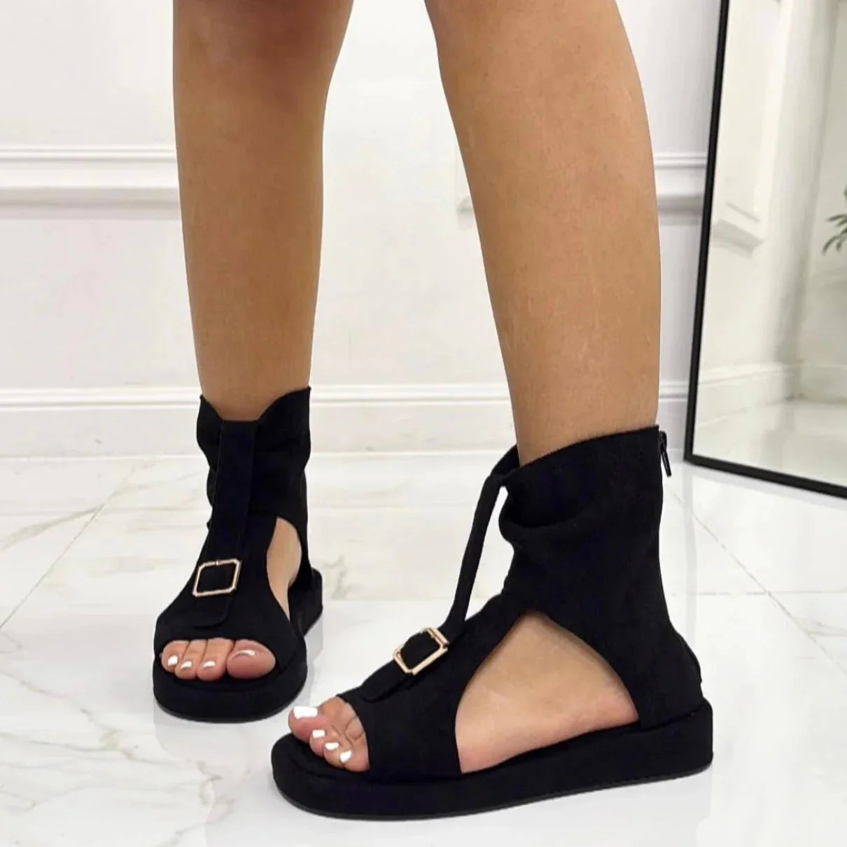 Sandales en daim avec une bride de cheville - Noir - taille 40 - vue 5